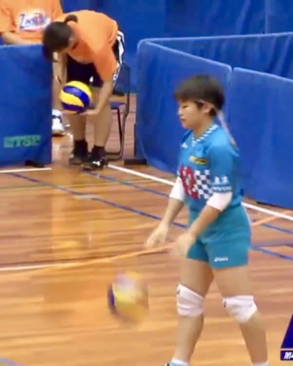 バレーボール試合の様子